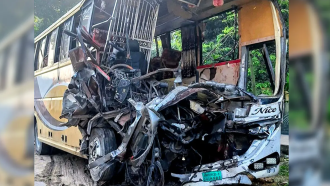 নাটোরে বাস-ট্রাক সংঘর্ষ: নিহতের সংখ্যা বেড়ে ১৪