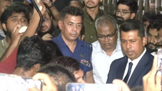 চুয়েটে না ফেরার শর্তে পুলিশি পাহারায় ক্যাম্পাস ছাড়লেন ভিসি