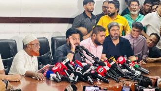 মন্ত্রিসভা থেকে পদত্যাগ করলেন ইশরাক হোসেন