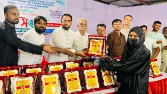 আানোয়ারায় এসএসসি’তে কৃতি শিক্ষার্থীদের সংবর্ধনা