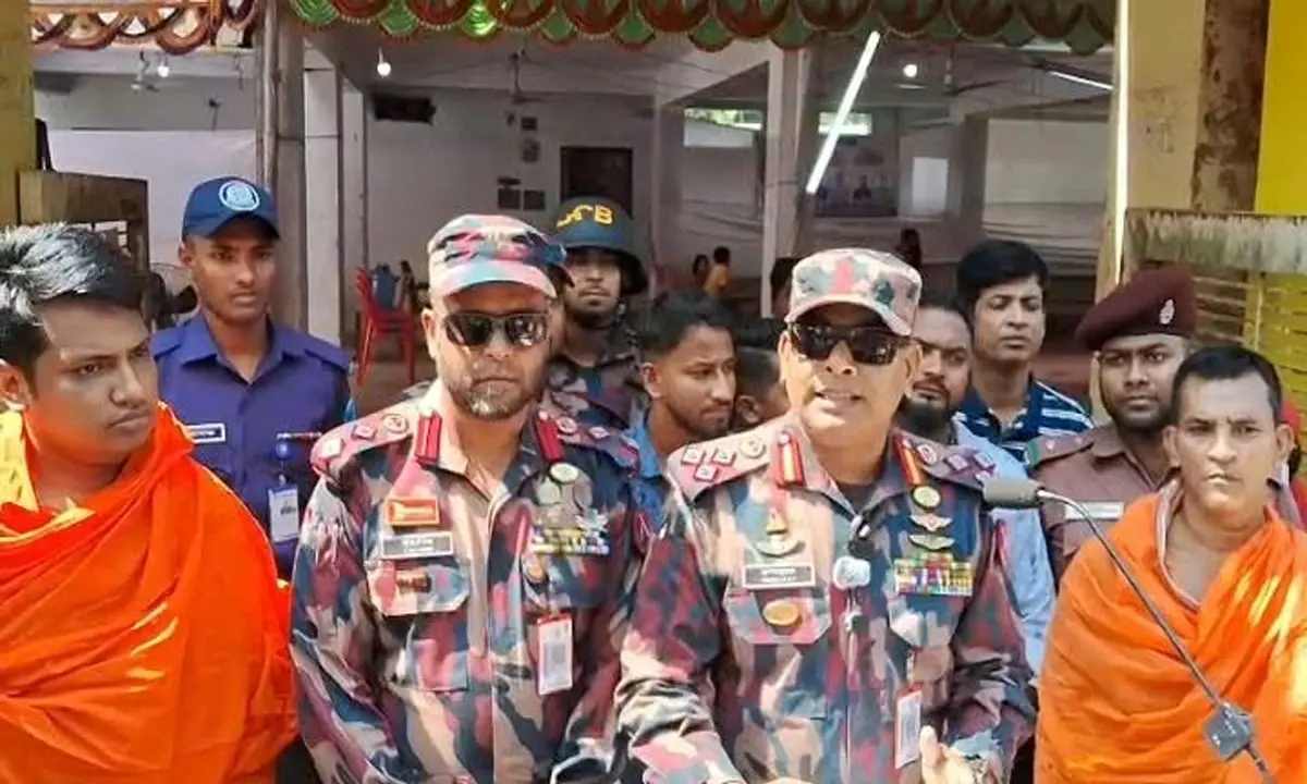 দুর্গাপূজার নিরাপত্তায় বান্দরবান সেক্টরে বিজিবির ১২ প্লাটুন টহল