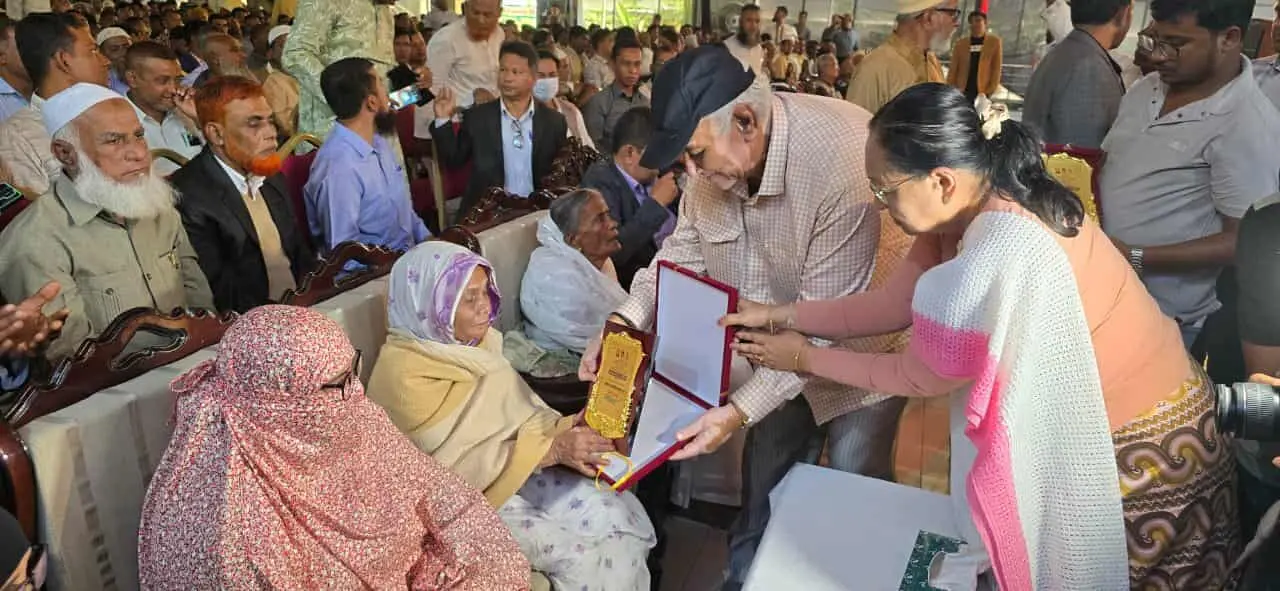 বান্দরবানে মিথ্যা মামলায় নির্যাতিত ৭৫০ বিএনপি নেতা-কর্মীকে রাজপুত্র সাচিং প্রু জেরীর সম্মাননা
