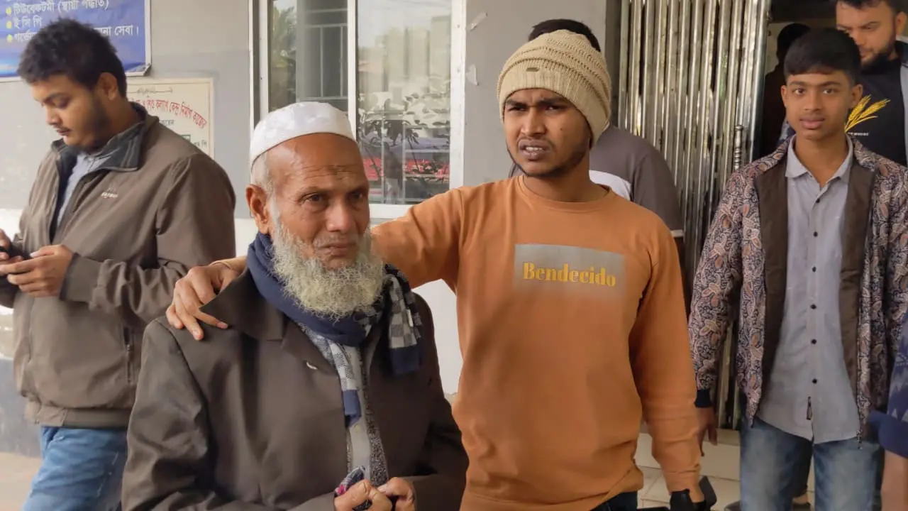 লুটপাটে শেখ হাসিনা দেশ ধ্বংস করেছেন: খায়রুল কবির খোকন