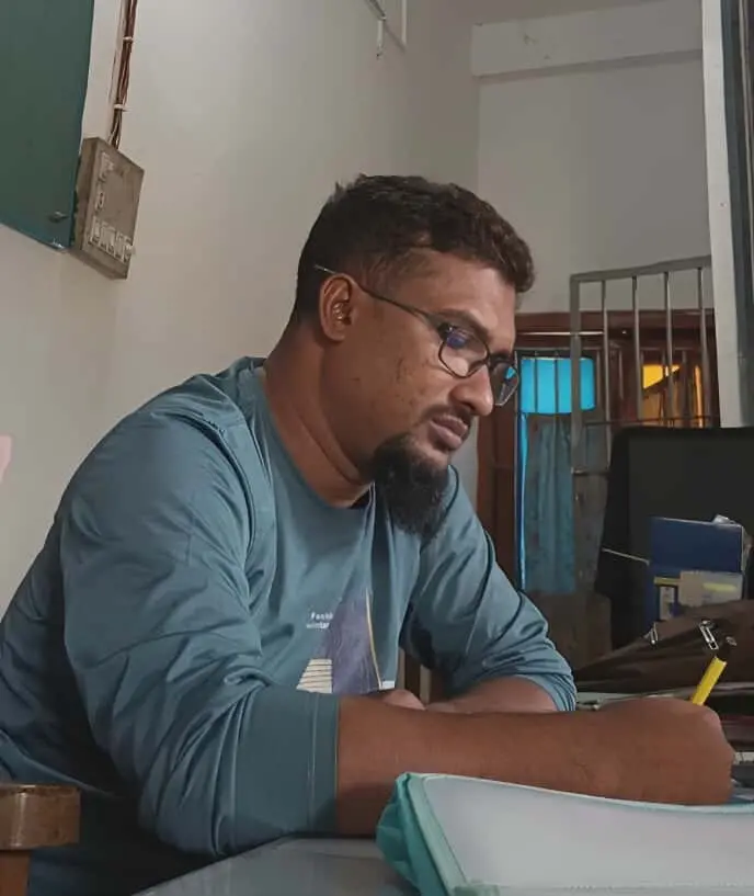 ফটিকছড়িতে বন কর্মকর্তার বিরুদ্ধেই বন প্রহরী জিম্মির অভিযোগ, ৯৯৯-এ ফোন