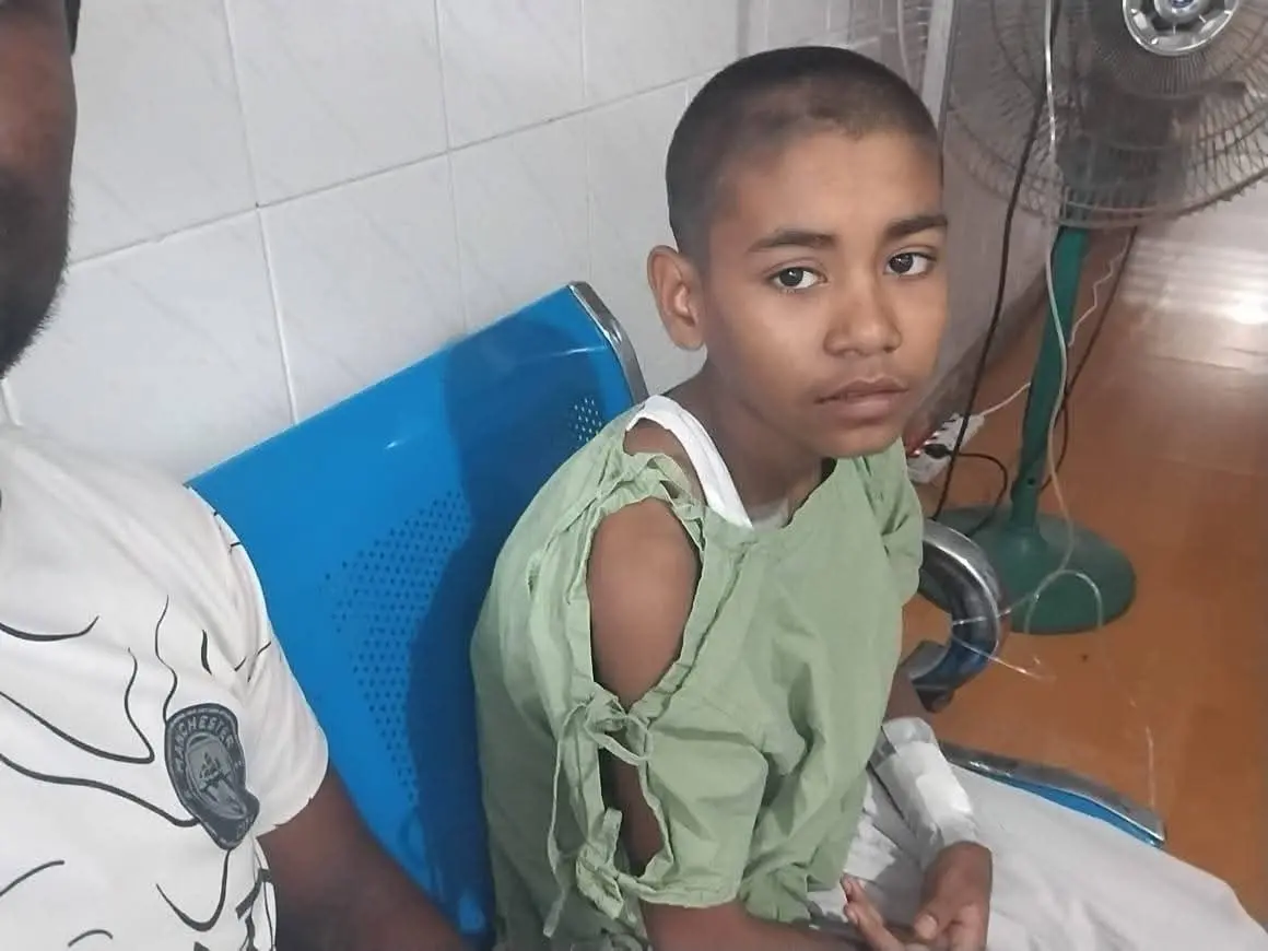 রামুর নন্দাখালী কিডনি রোগী আনিসের চিকিৎসায় সহায়তার আহ্বান
