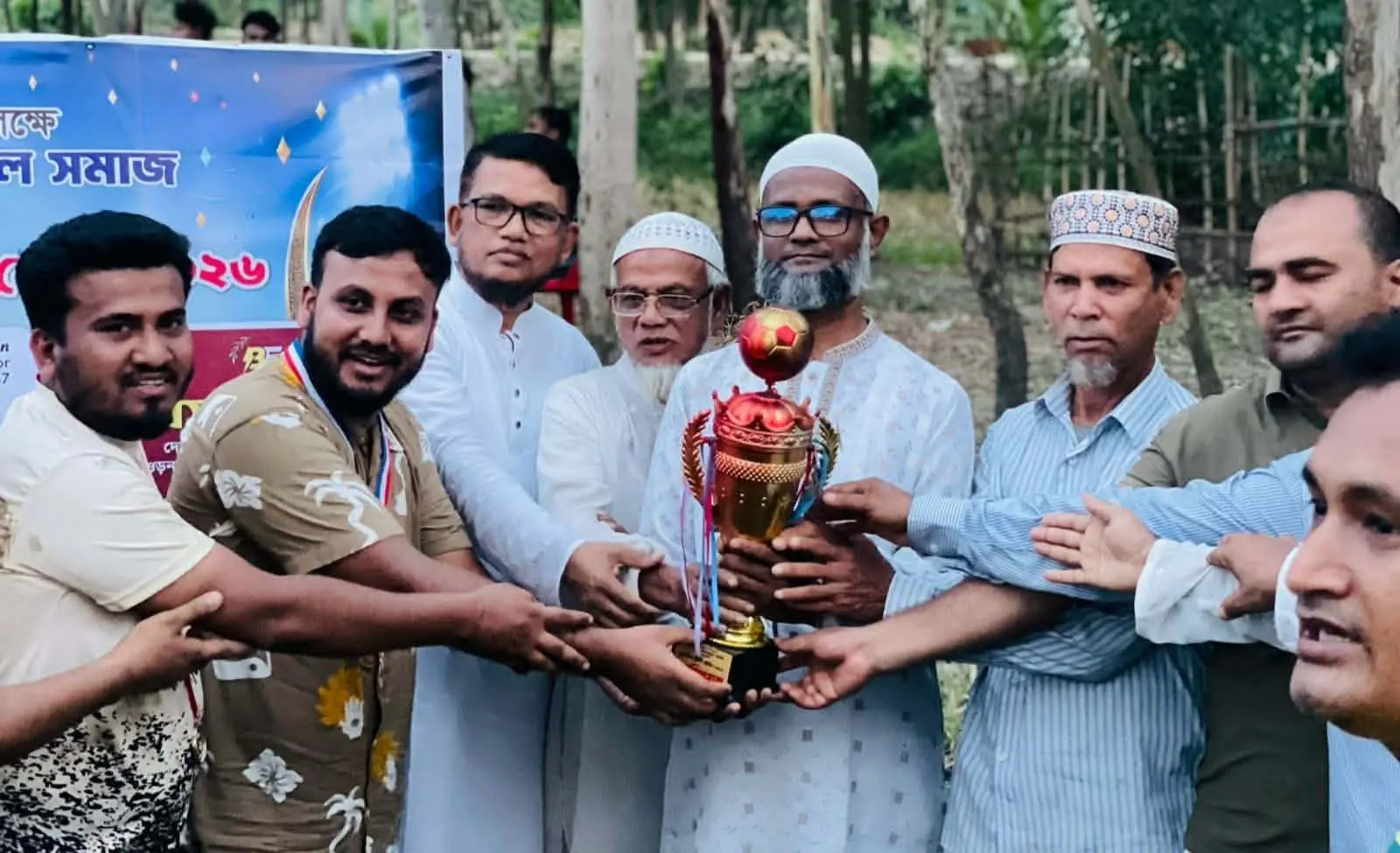 দক্ষিণ ঢেমশায় হাঙ্গরকুল সমাজের উদ্যোগে প্রীতি ফুটবল ম্যাচ ও মিলনমেলা অনুষ্ঠিত