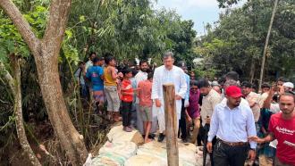 স্লুইসগেটের ইজারা বাতিল, জাল বসালে আইনি ব্যবস্থা: স্বরাষ্ট্রমন্ত্রী