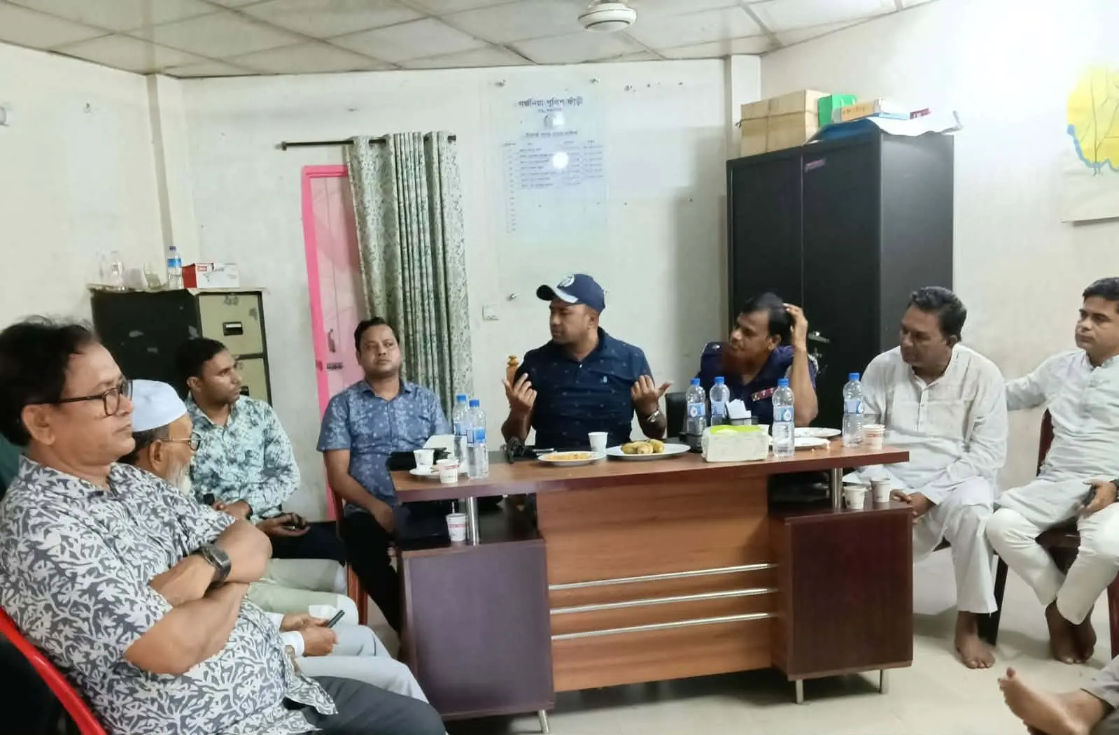 রামুর কচ্ছপিয়া-গর্জনীয়ার মানুষ পুলিশবান্ধব: মতবিনিময় সভায় ওসি মুনিরুল
