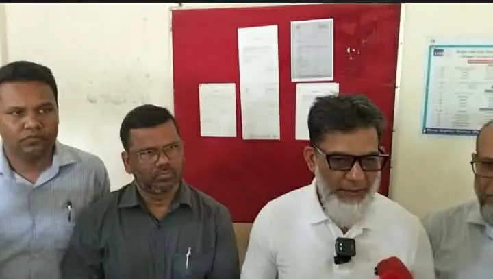 চলতি মাসেই চট্টগ্রাম–কক্সবাজার রুটে যুক্ত হচ্ছে মহানগর এক্সপ্রেস: রেলপথ প্রতিমন্ত্রী