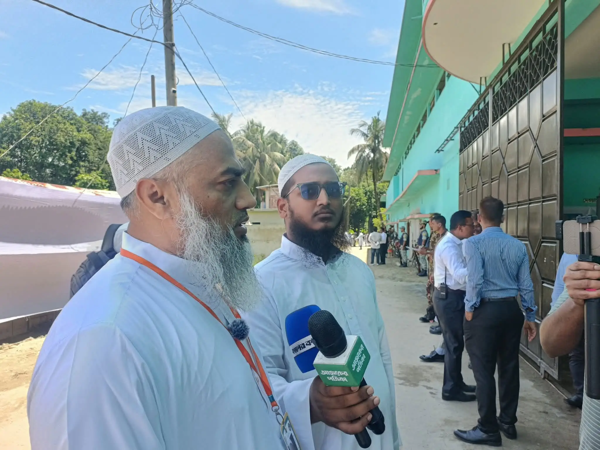 জোট নয়, ইসলামের স্বার্থে প্রধানমন্ত্রীর সঙ্গে আলোচনা: ইসলামাবাদী