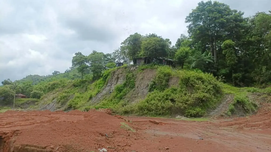 লামার ফাইতংয়ে দুই বোনের বিরুদ্ধে জমি জালিয়াতির অভিযোগ