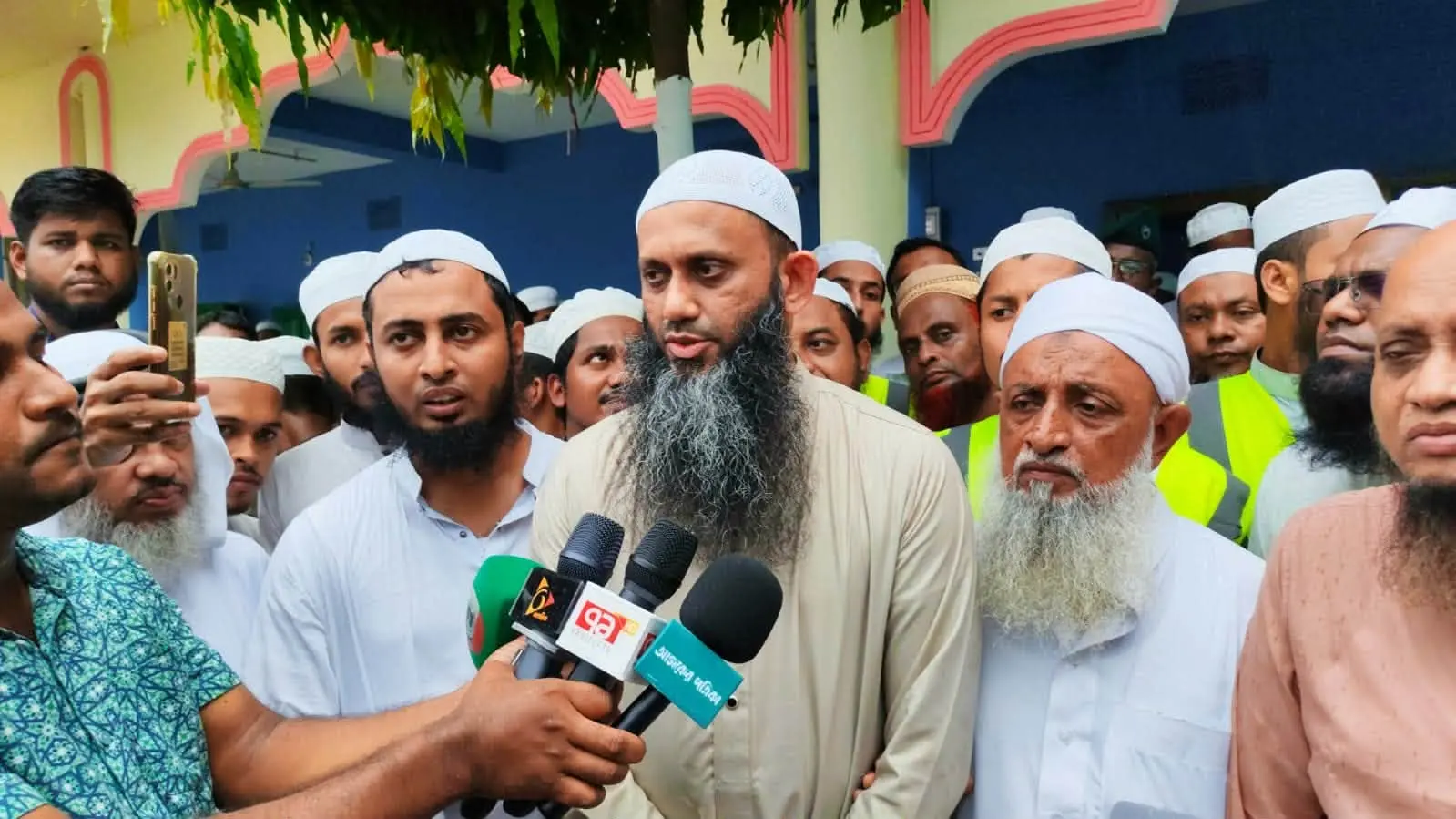 হেফাজতের আপত্তিকে চাপ নয়, গঠনমূলক পরামর্শ হিসেবে দেখছি: ধর্ম প্রতিমন্ত্রী