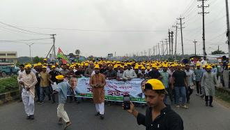 সন্ত্রাস বিরোধী সমাবেশে ইকবাল হায়দারের নেতৃত্বে বিশাল মিছিল