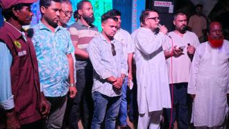 ঢেমশায় দুর্গোৎসবে সম্প্রীতি: সব ধরনের সহযোগিতার আশ্বাস হাজি ফোরকানের