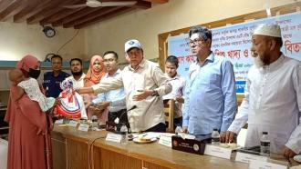 রামগড়ে দুর্গাপূজা ও প্রবারণা পূর্ণিমা উপলক্ষে চাল বিতরণ, বন্যা ও পাহাড়ধসে ক্ষতিগ্রস্তদের সহায়তা