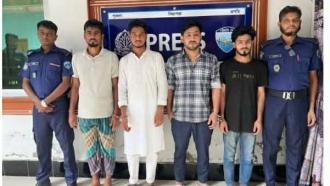 সাতকানিয়ায় পুলিশের গাড়ি ভাঙচুরের ঘটনায় মামলা, গ্রেপ্তার ৪