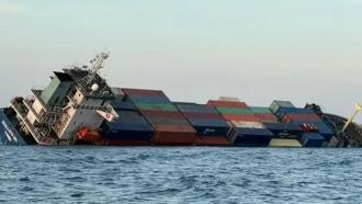 চট্টগ্রাম বন্দরে আসার পথে থাইল্যান্ড উপকূলে ডুবল পণ্যবাহী জাহাজ