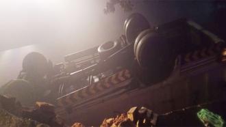 পাকিস্তানে ট্রাক খালে পড়ে এক পরিবারের ১৪ জন নিহত