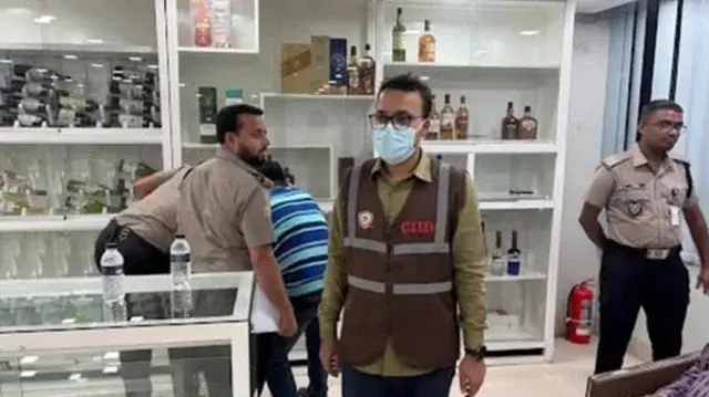 সালমান মুক্তাদিরের শ্বশুরের ৪ ওয়্যারহাউস সিলগালা