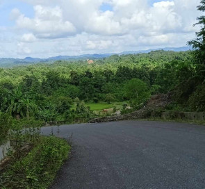 নাইক্ষ‍্যংছড়ির দুই সীমান্ত পিলার দিয়ে মর্টারশেল বিস্ফোরণের তুমুল শব্দ