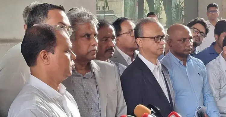 প্রধানমন্ত্রীর আশ্বাস: মঙ্গলবার রাত থেকেই সংকট দূর হয়ে গ্যাস-বিদ্যুৎ আগের অবস্থায় ফিরবে