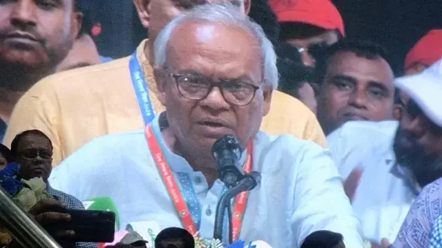ফ্যাসিবাদী আমলে বইয়ে ব্যক্তির গুণকীর্তন ও ছবি রাখাকে প্রাধান্য দেওয়া হতো: রিজভী