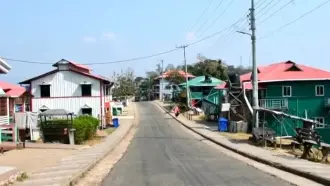 ষষ্ঠ দিনের অবরোধে সাজেক, পর্যটন ব্যবসায় বাড়ছে ক্ষতি