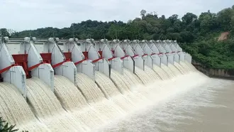 কাপ্তাই হ্রদের পানি বিপৎসীমার কাছাকাছি, রাতে খুলছে ১৬টি জলকপাট
