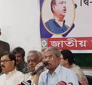 একটি মহল অন্তর্র্বতী সরকারকে অনির্দিষ্টকাল ক্ষমতায় রাখতে চায়