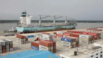 পতেঙ্গা টার্মিনালে ঘণ্টায় ৫৮ কন্টেইনার হ্যান্ডলিংয়ের রেকর্ড