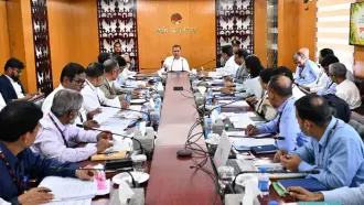 আমদানি নির্ভরতা কমিয়ে কৃষি উৎপাদন বাড়ানোর তাগিদ প্রধানমন্ত্রীর