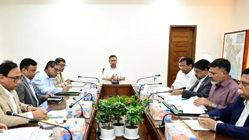 ডেঙ্গু সচেতনতায় পাড়া-মহল্লায় মাইকিংয়ের নির্দেশ প্রধানমন্ত্রীর